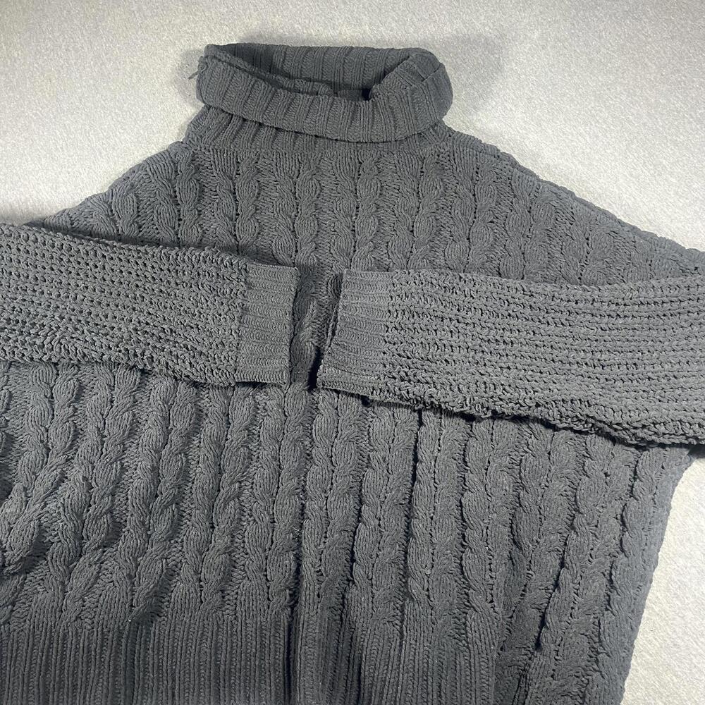 POL Women's Medium Gray Cable Knit Turtleneck “cozy” Sweater RN#133793 polyester - Picture 7 of 9